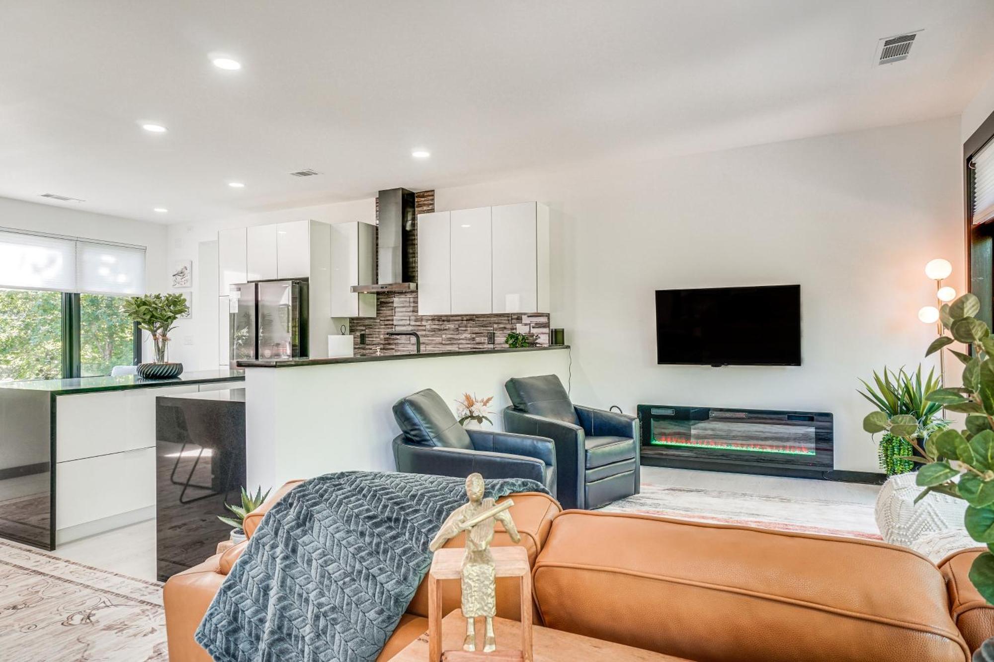 Luxury Modern Home On Golf Course With Game Room! Helen Exterior photo